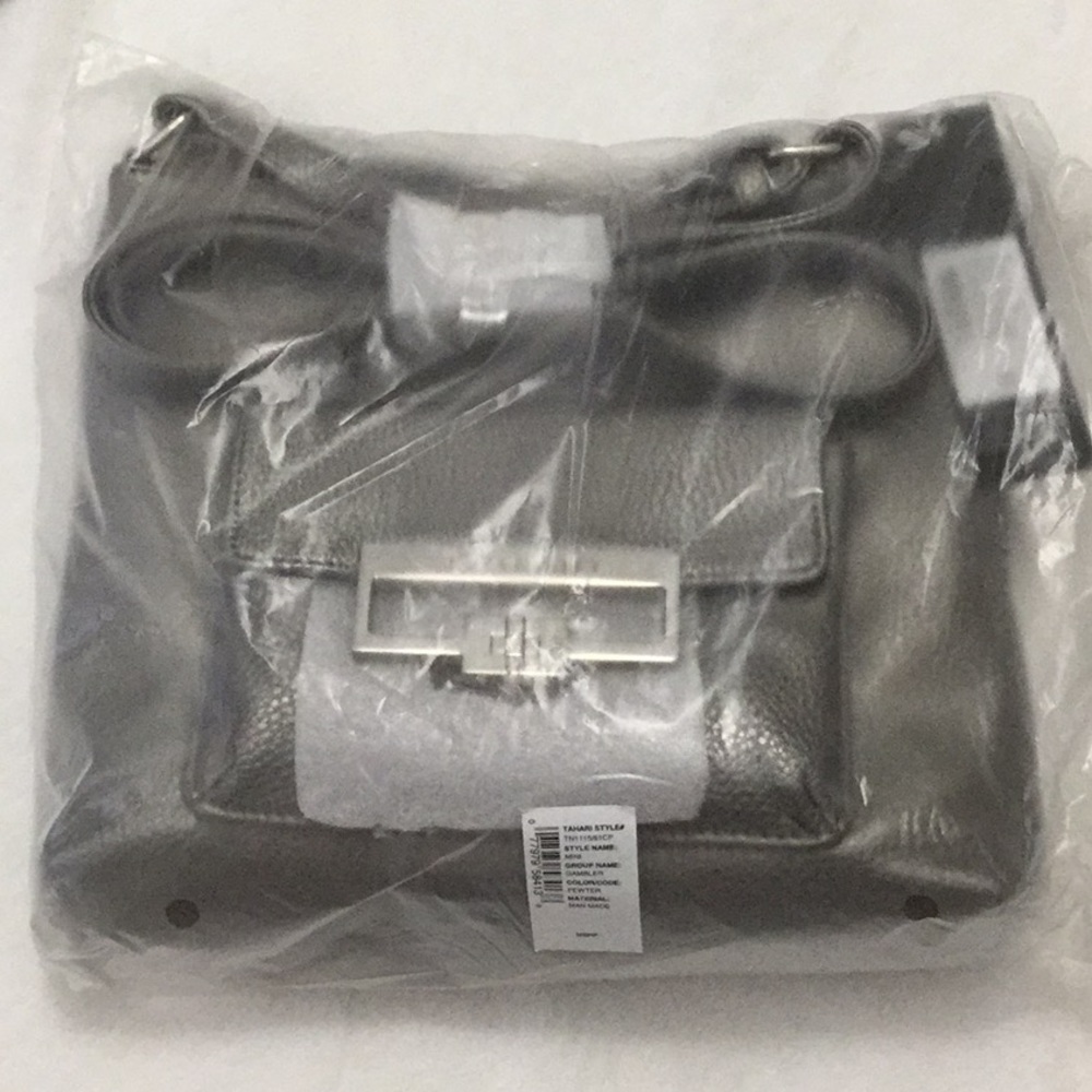 SOLD. 🌻. NWT Tahari Pewter Crossbody Purse w/ adj. strap - Picture 2 of 6